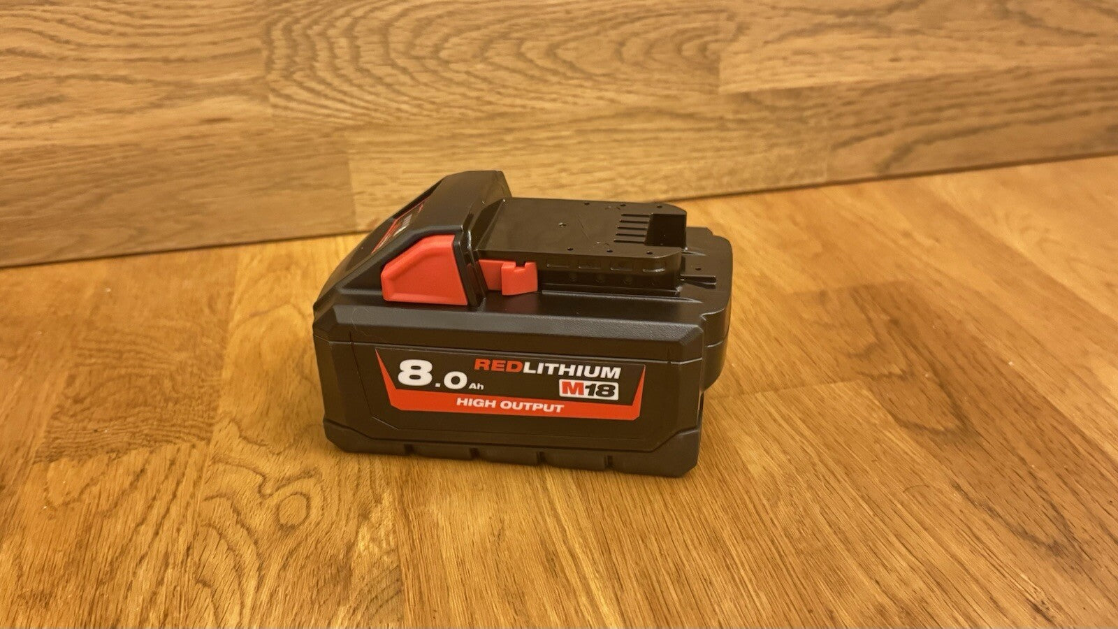 Genuine Milwaukee M18 8Ah High Output Battery