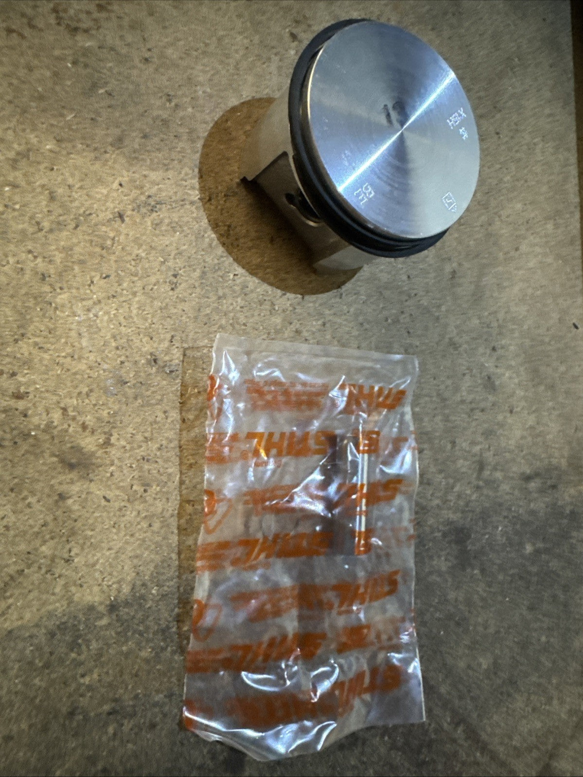 GENUINE STIHL PART  TS 400 PISTON 49mm (4223 030 2000)