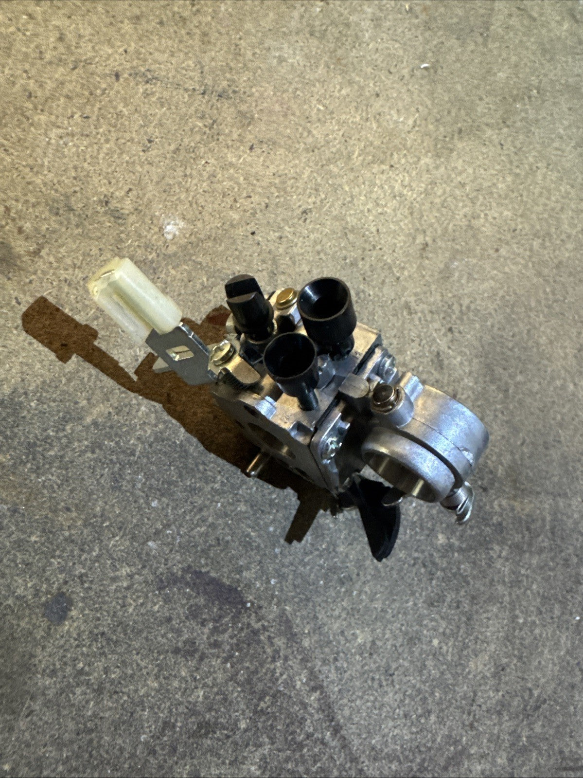Brand New Genuine STIHL carb (1139-120-0608)