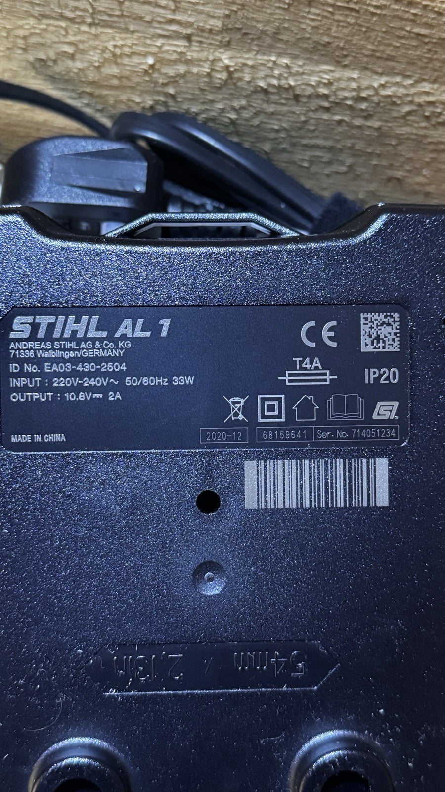 Brand New Genuine STIHL AL 1 Charger