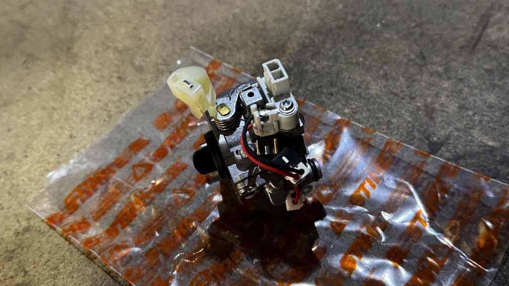 Brand new Genuine STIHL Carb (1141-120-0620)