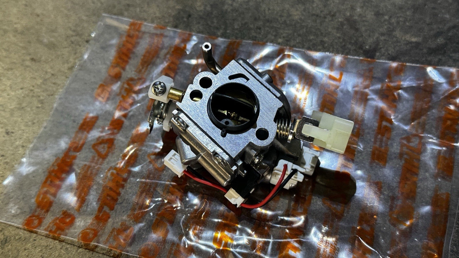 Brand new Genuine STIHL Carb (1141-120-0620)