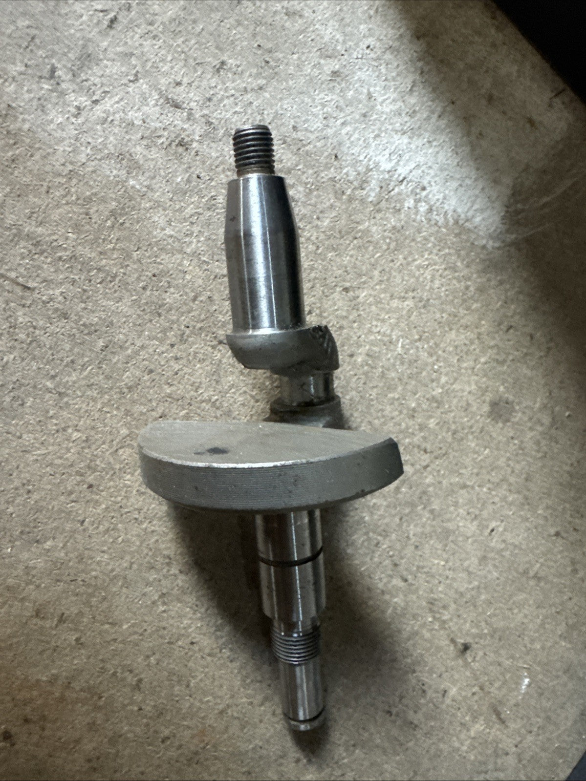 BRAND NEW GENUINE STIHL CRANKSHAFT FOR 021 Chainsaw (1123 031 0500)