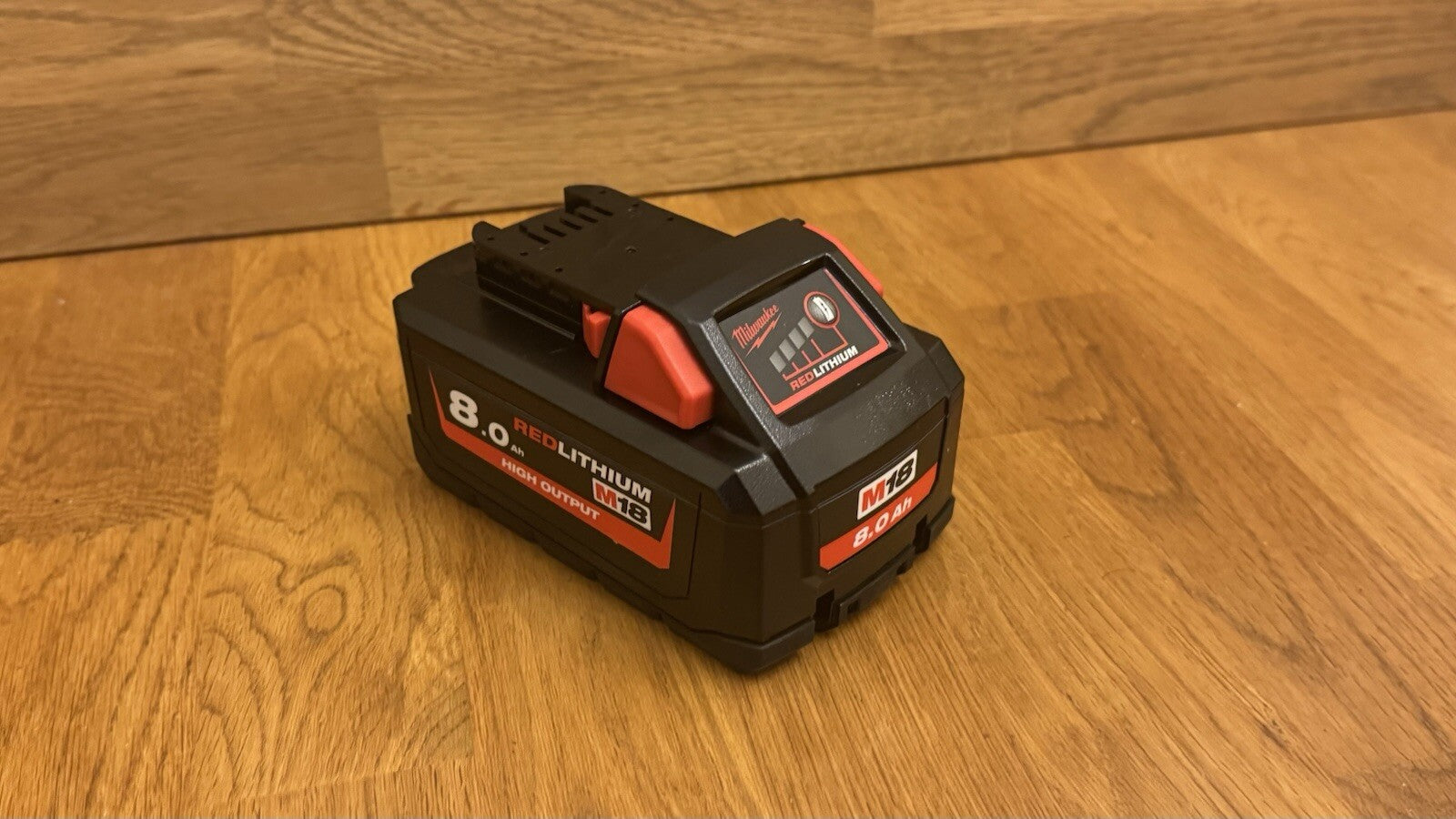 Genuine Milwaukee M18 8Ah High Output Battery