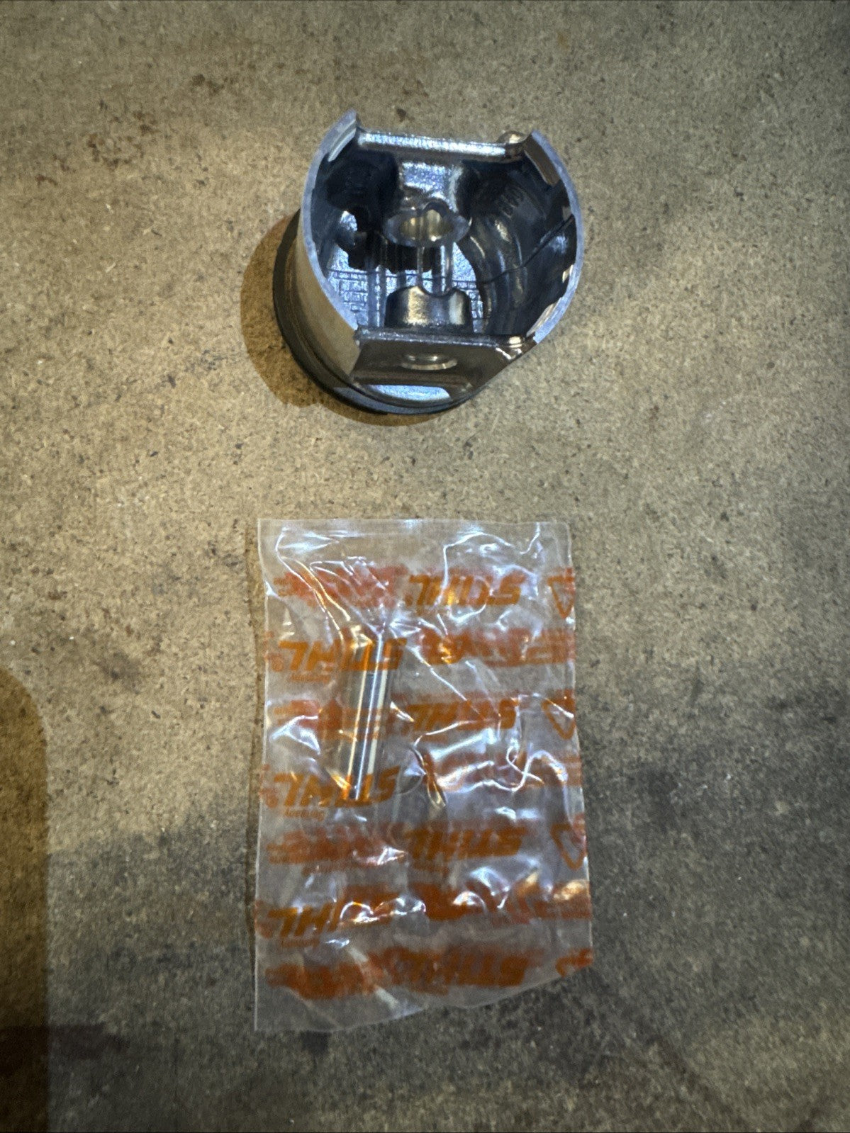 GENUINE STIHL PART  TS 400 PISTON 49mm (4223 030 2000)
